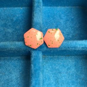 80s vintage Pink Enameled green speckled retro post gold post pierced earrings